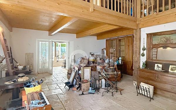 Maison à vendre    8 pièces •  Villiers-sur-Suize