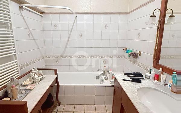 Maison à vendre    8 pièces •  Villiers-sur-Suize