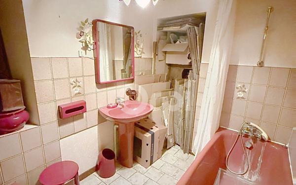 Maison à vendre    8 pièces •  Villiers-sur-Suize