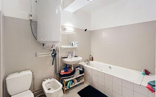 Appartement à vendre    2 pièces • 49,64 m2 Bayonne