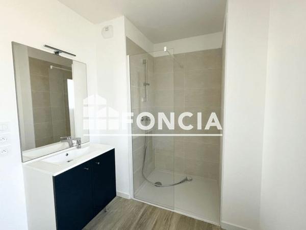 Location Appartement 4 pièces 90.9 m² - Lormont 33310