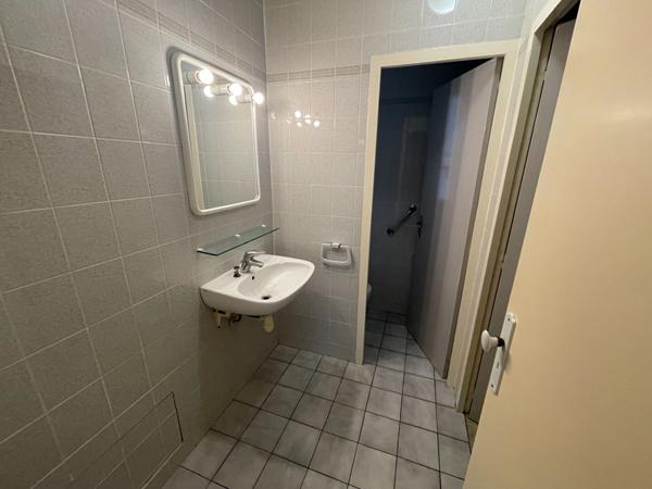 Maison Betton 7 pièces PROXIMITE COMMODITES / TRES GRAND TERRAIN / SOUS SOL / CHAUFFAGE GAZ