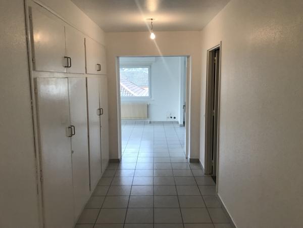 Location Appartement 4 pièces Lingolsheim (67380) - LINGOLSHEIM - Quartier résidentiel et calme