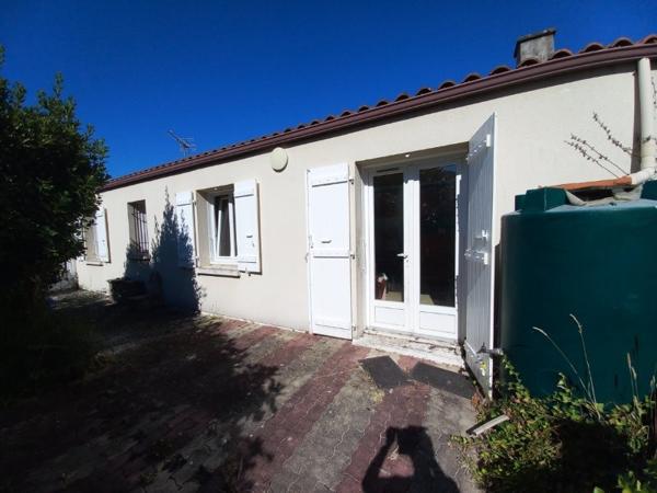 Maison de plain-pied à rafraîchir - Proche centre-ville