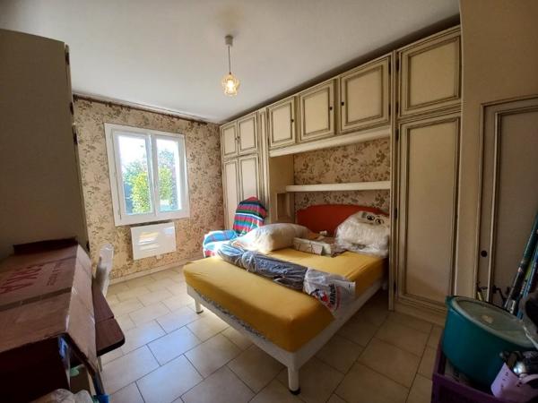 Maison de plain-pied à rafraîchir - Proche centre-ville
