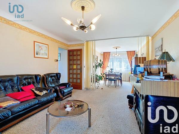 Maison traditionnelle 4 pièces de 148 m² à Angoulins (17690)