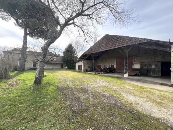 Maison pierre T6 avec grange et dépendances – 47140 Penne d’Agenais