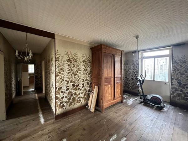 Maison pierre T6 avec grange et dépendances – 47140 Penne d’Agenais