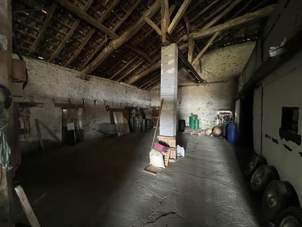 Maison pierre T6 avec grange et dépendances – 47140 Penne d’Agenais