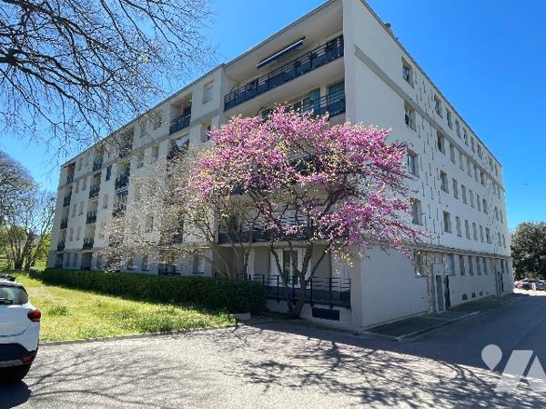 T3 13009 dans résidence fermée PARC VERT,  ancien chemin de CASSIS, surface 65.55m²,