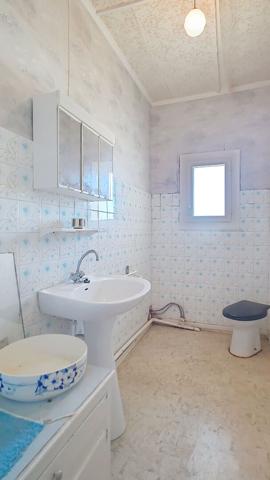 Maison à vendre à Nérac - 134 m² , 4 Pieces, 3 chambres, avec terrain et dépendance.