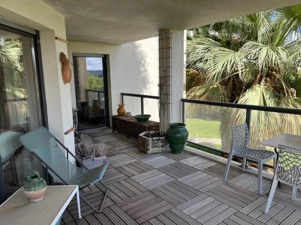 Appartement 3 pièces avec ascenseur, terrasse et garage
