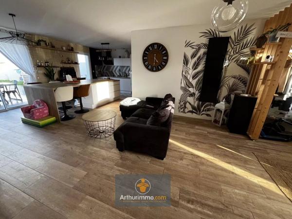 Vente Maison 6 pièces 100 m2 à Courçon