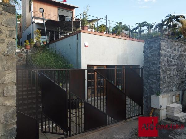 Maison d'architecte à vendre La Possssion (97419) avec vue sublime