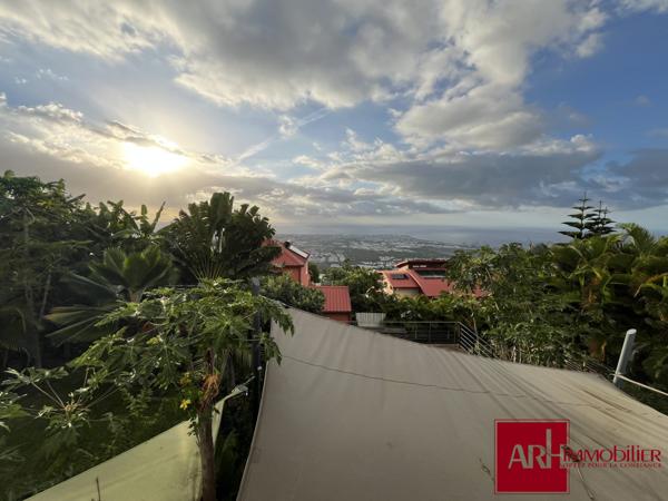 Maison d'architecte à vendre La Possssion (97419) avec vue sublime