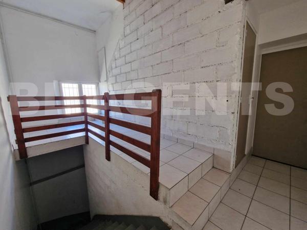 MAISON/ Immeuble de 270 m² au Total