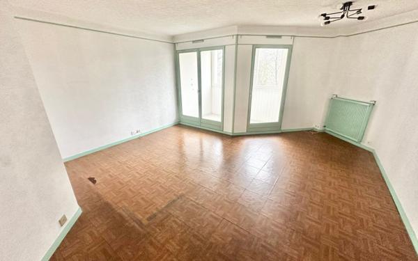 Appartement à vendre    3 pièces •  Sevran