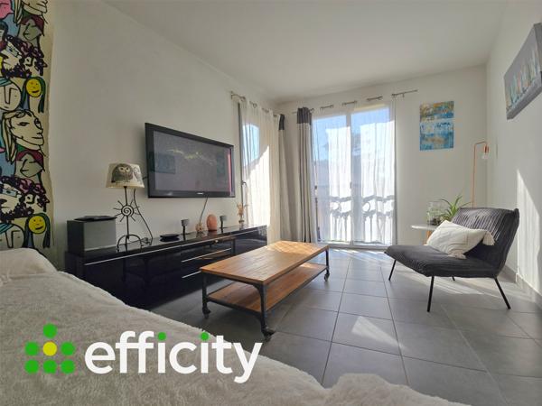 Appartement
         2 pièces
        - 43 m² 167 000 € *