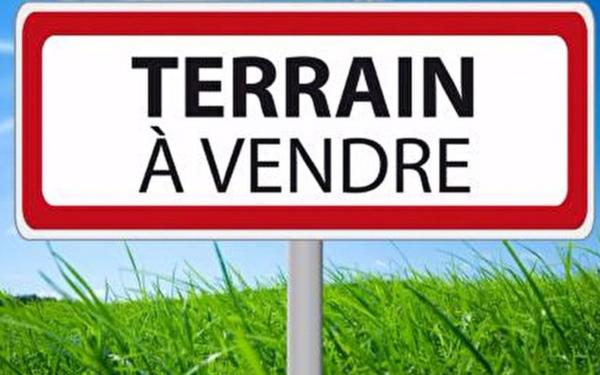 Terrain à vendre    La Flotte