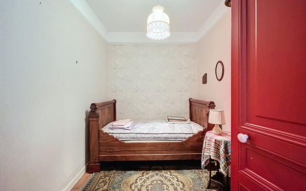 Appartement à louer    6 pièces • 232 m2 Bayonne