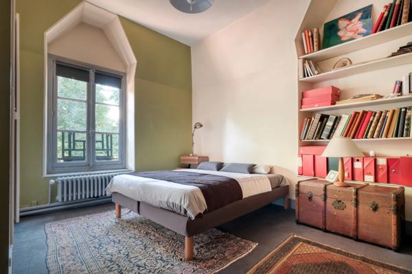 Maison à vendre 7 pièces ORSAY (91), centre-ville, 5 chambres, charme et authenticité, magnifique jardin