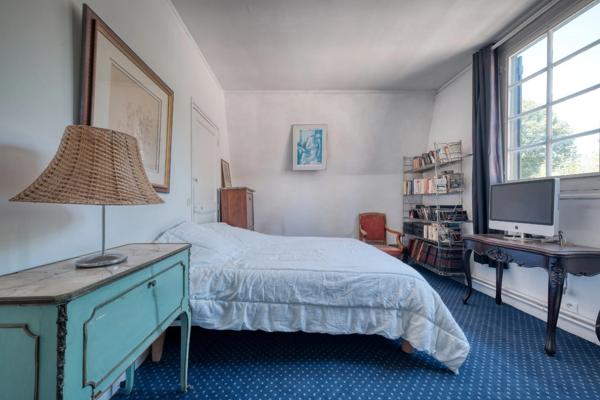 Maison à vendre 7 pièces ORSAY (91), centre-ville, 5 chambres, charme et authenticité, magnifique jardin