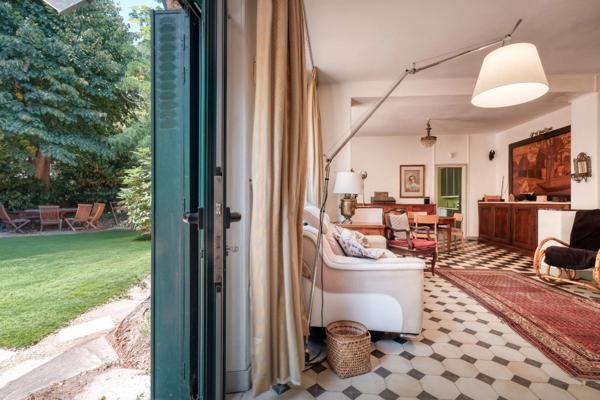 Maison à vendre 7 pièces ORSAY (91), centre-ville, 5 chambres, charme et authenticité, magnifique jardin