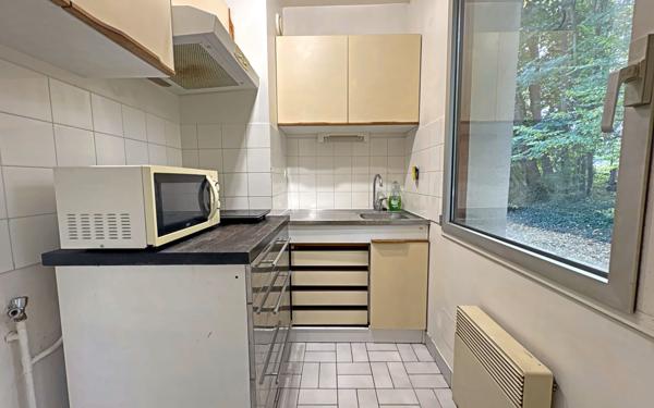 Appartement à louer    1 pièce •  Bures-sur-Yvette