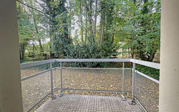 Appartement à louer    1 pièce •  Bures-sur-Yvette