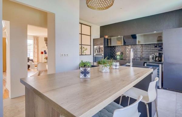 Villa Art déco 220 m² piscine et garage