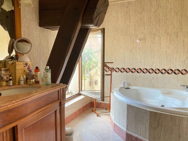 Vente corps de ferme 268 m² 7 Pièces Rozay-en-Brie