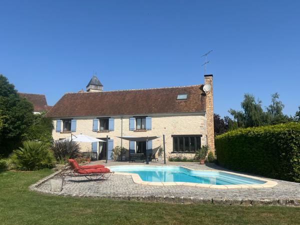 Vente corps de ferme 268 m² 7 Pièces Rozay-en-Brie