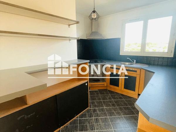 Location Appartement 4 pièces 71.36 m² - 22 RUE DES PAQUERETTES Draveil 91210