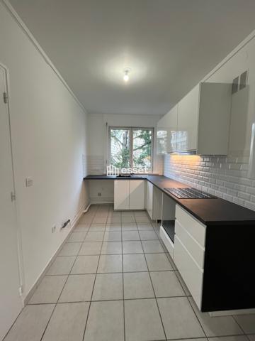 Location Appartement 7 pièces 144.29 m² - Neuilly-sur-seine 92200