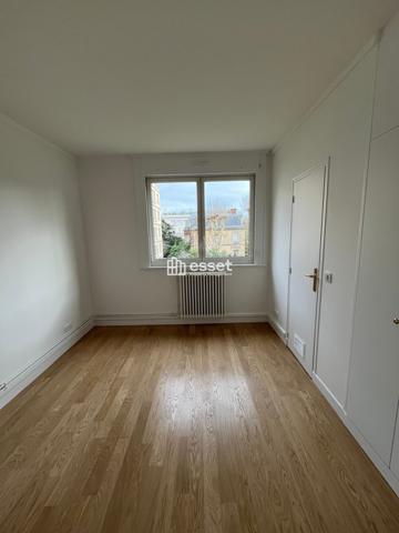 Location Appartement 7 pièces 144.29 m² - Neuilly-sur-seine 92200
