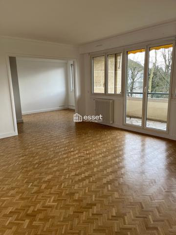 Location Appartement 7 pièces 144.29 m² - Neuilly-sur-seine 92200