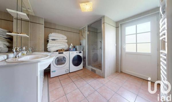 Maison à vendre 7 pièces 235 m² Bazoches-sur-le-Betz