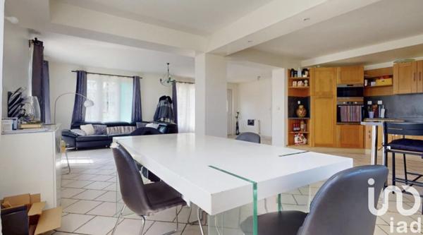 Maison à vendre 7 pièces 235 m² Bazoches-sur-le-Betz