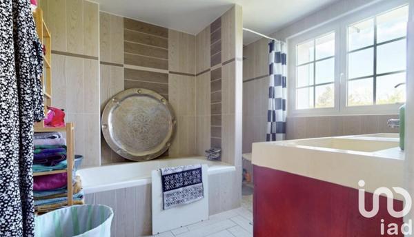 Maison à vendre 7 pièces 235 m² Bazoches-sur-le-Betz