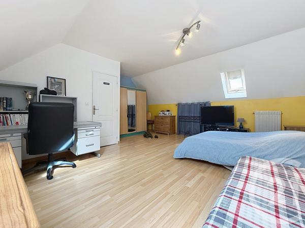 Maison à vendre  7 pièces - 135,94 m2 ROZAY EN BRIE - 77