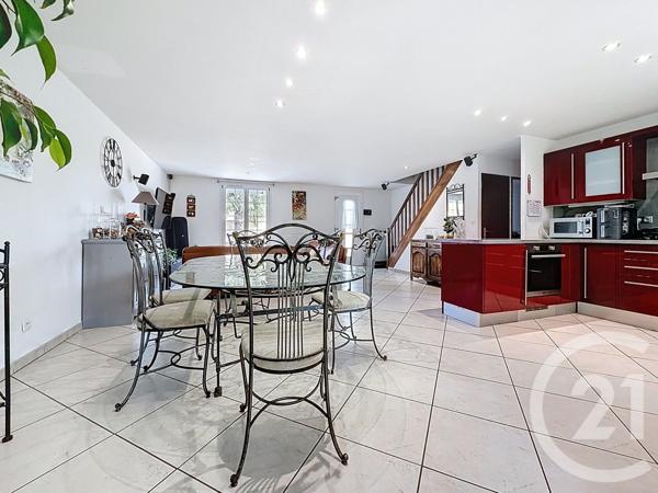 Maison à vendre  7 pièces - 135,94 m2 ROZAY EN BRIE - 77