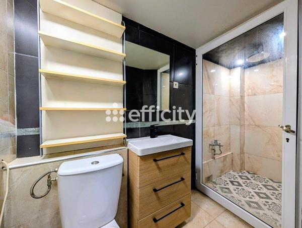 Maison
         7 pièces
        - 130 m² 395 000 € *