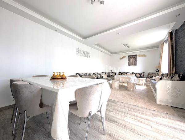 Maison
         7 pièces
        - 130 m² 395 000 € *