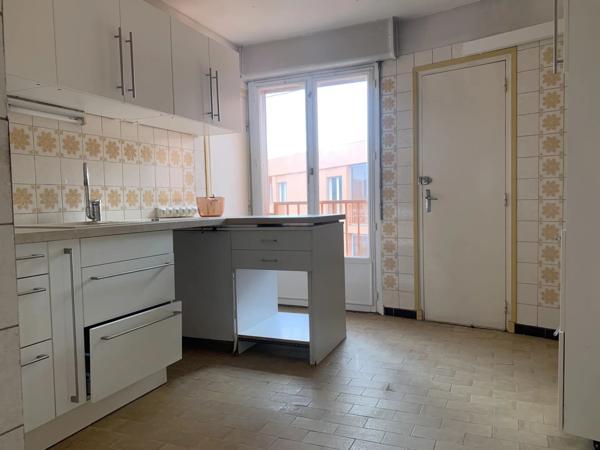 Vente Appartement 4 pièces 97 m2 à La Londe-les-Maures