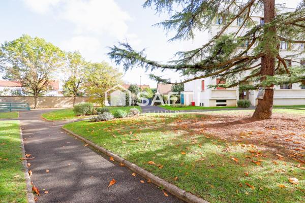 Appartrement T3 proche commerces et transports