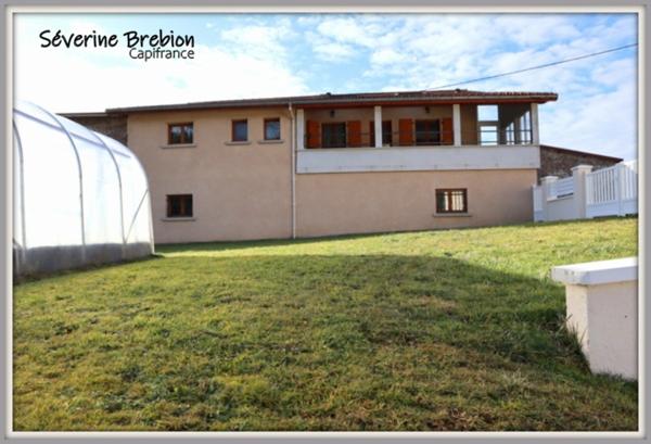 Maison à vendre jardin, terrasse, garage double, 2 chambres ARCONSAT (63)