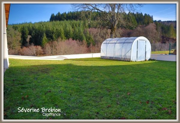 Maison à vendre jardin, terrasse, garage double, 2 chambres ARCONSAT (63)
