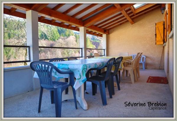 Maison à vendre jardin, terrasse, garage double, 2 chambres ARCONSAT (63)