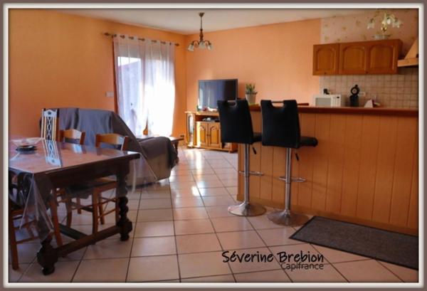 Maison à vendre jardin, terrasse, garage double, 2 chambres ARCONSAT (63)