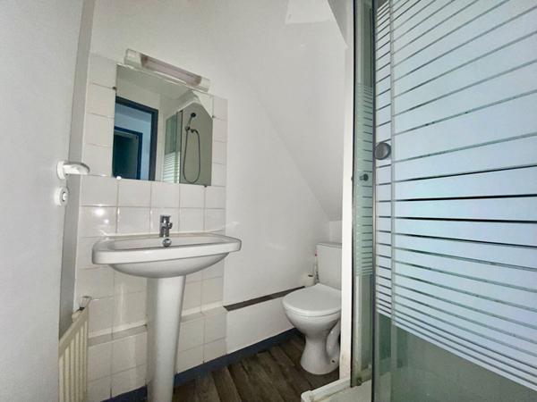 QUARTIER DE LA PERRINE - RESIDENCE SECURISEE T1 DUPLEX SEMI MEUBLE